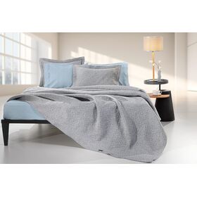 Κουβέρτα Pattern Black & White 245x260 guy Laroche  60% Cotton, 40% Polyester Jacquard