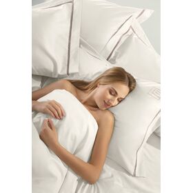 Σετ 4τμχ Σεντόνια Blend Amethyst-Ivory 270x280 guy Laroche  100% Microsatin