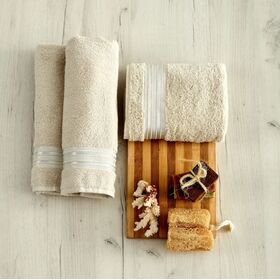Σετ Πετσeteς 3 Τεμαχιων  Amira Cream