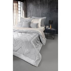 Σετ 3τμχ. Πάπλωμα new Chevron Silver 240x250 guy Laroche  100% Microsatin With Synthetic fur Bordure