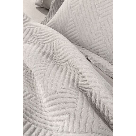 Κουβέρτα Lupo Natural 245x260 guy Laroche  60% Cotton, 40% Polyester Jacquard