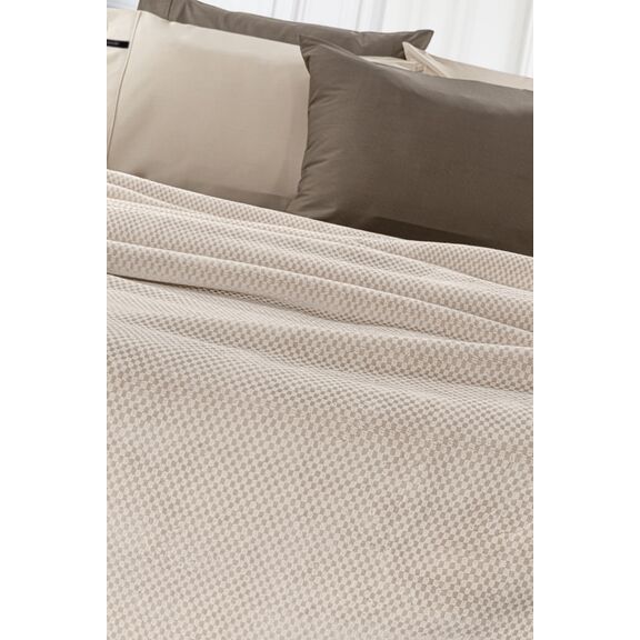 Κουβέρτα Cheval Perla 220x240 guy Laroche  100% Jacquard Pol.