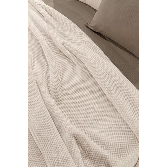 Κουβέρτα Cheval Perla 220x240 guy Laroche  100% Jacquard Pol.