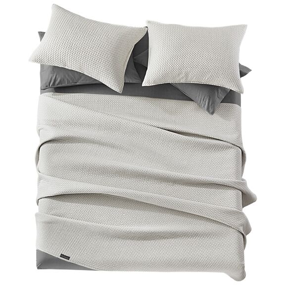 Σετ 2τμχ Κουβερλί Idol Natural 220x220 guy Laroche  100% Fine Microfiber