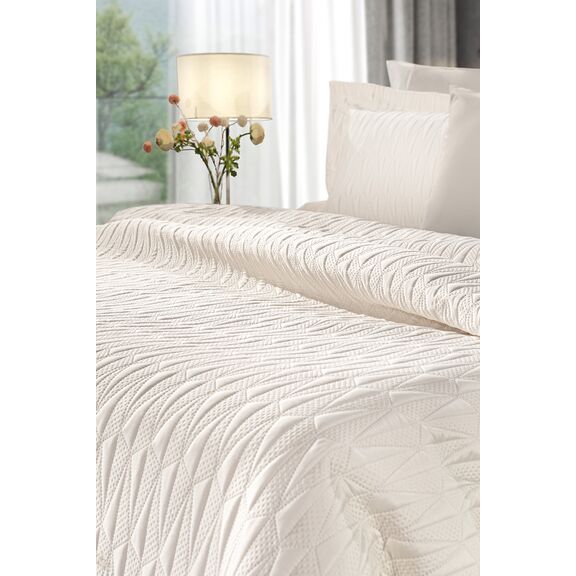 Σετ 3τμχ Κουβερλί Ruby Ivory 240x250 guy Laroche  100% Microsatin