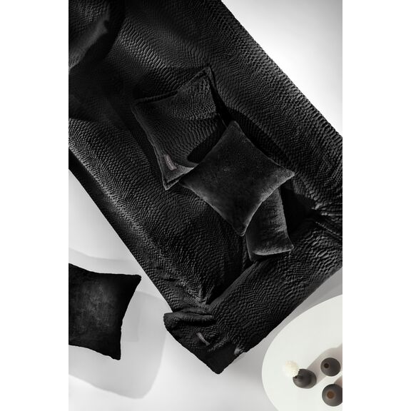 Ριχτάρι Crusty Black 170x300 + Διακοσμητικό Μαξιλάρι guy Laroche  100% Polyester art fur Ultrasoft