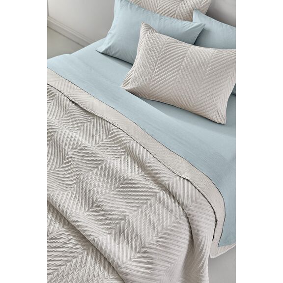 Σετ 2τμχ Κουβερλί Bone Natural 250x240 guy Laroche  100% Fine Microfiber