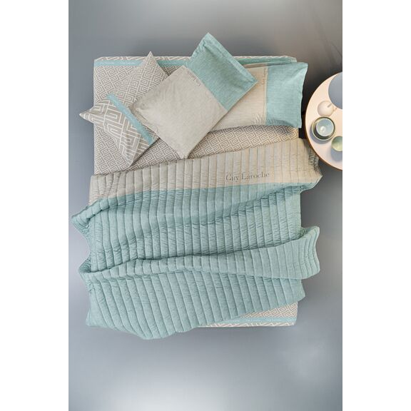 Κουβερλί Occio Aqua 220x240 guy Laroche  100% Microsuede