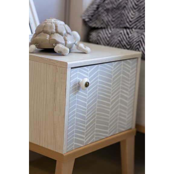 Alika Κομοδίνο με 1 Πόρτα 36x38x47εκ. Whitewashed Chestnut/grey & Coral Print