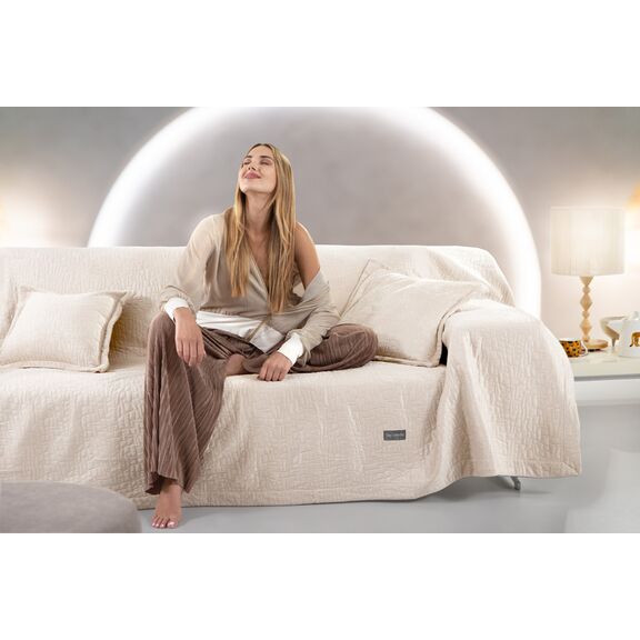 Σετ 2τμχ. Ριχτάρι Avon Sand 170x300 με Διακοσμητικό Μαξιλαράκι 45x45 guy Laroche  100% Polyester